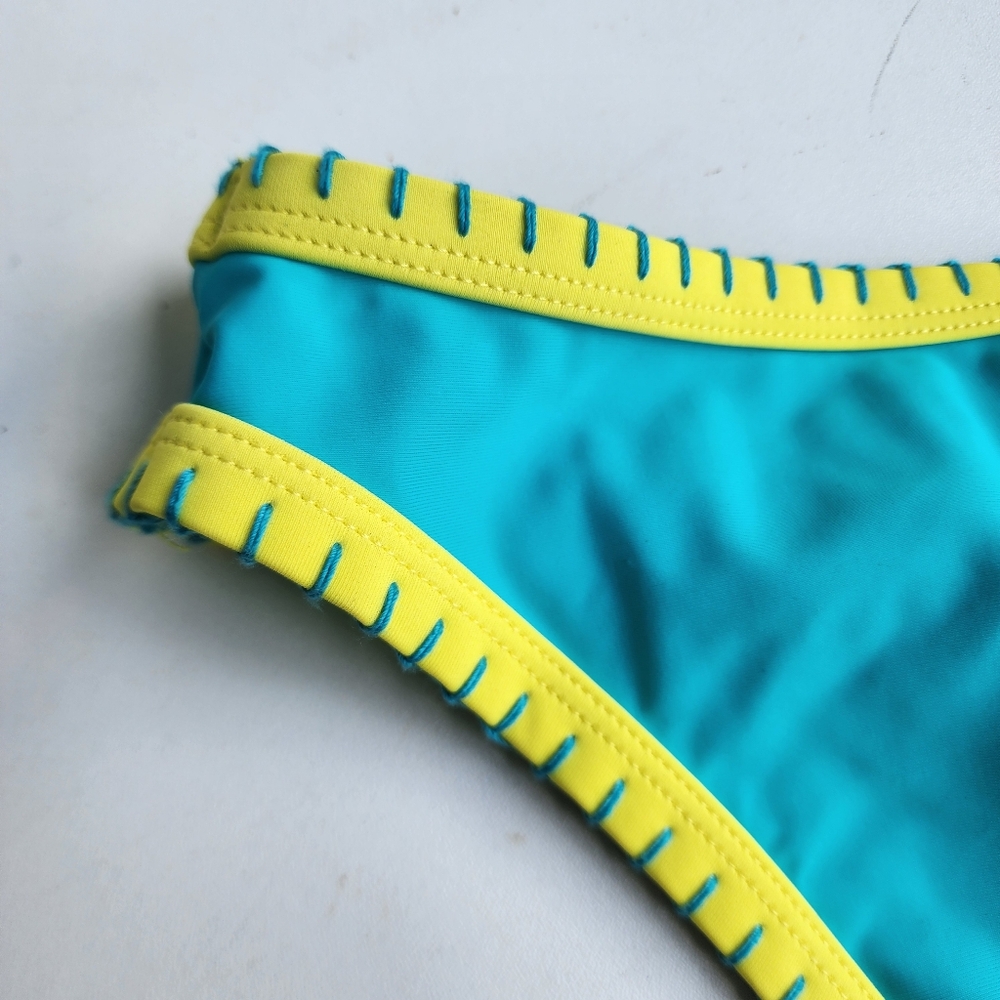 NWT Cupshe Women's Take Me To Tulum Colorblock Cheeky Bikini Bottoms Green XS - Picture 9 of 9